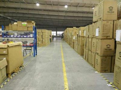 上海電商倉庫如何以高效倉儲服務應對復雜服裝倉儲挑戰(zhàn)